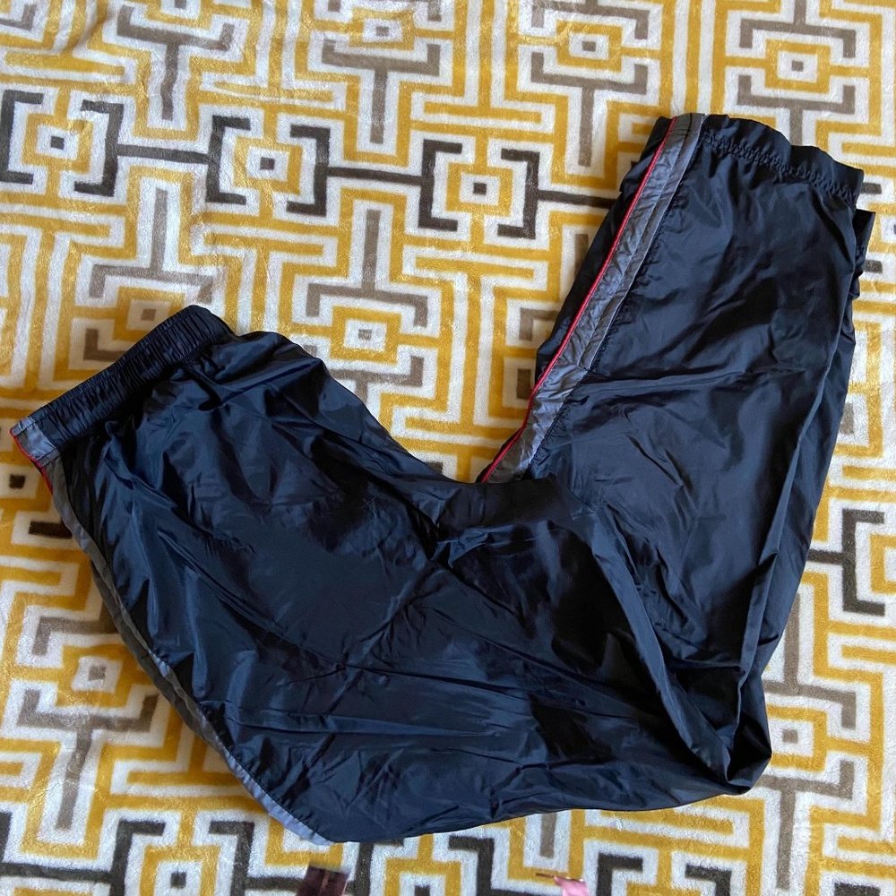 Nike Women’s Mens Sweatpants Black Red Gray - Picture 1 of 10